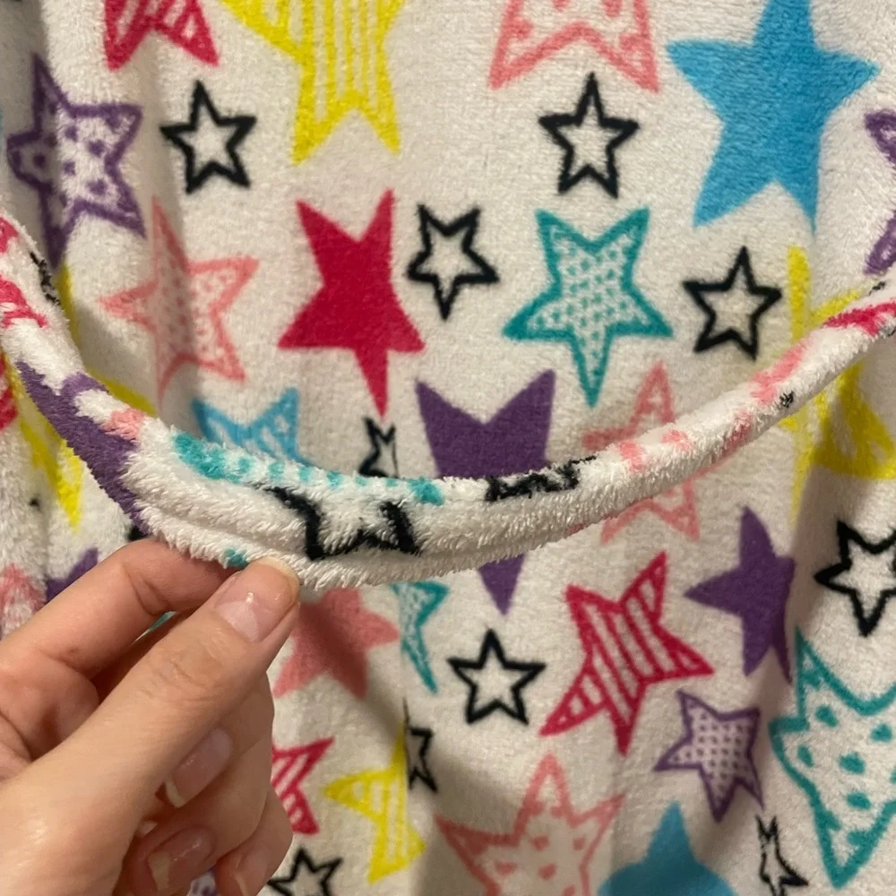 Joe Boxer Multicolor Star Print Robe - Picture 6 of 6